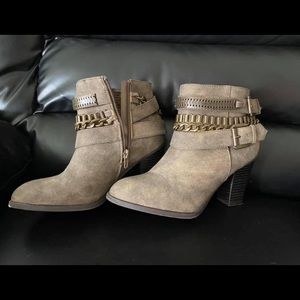Women’s Boots
